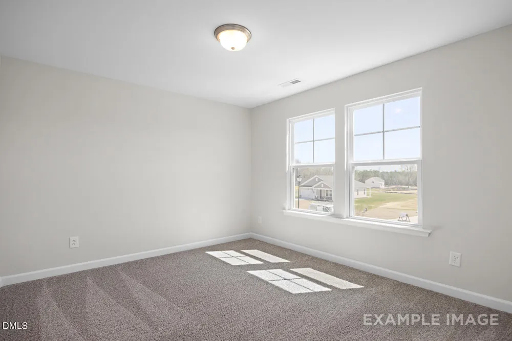 559 Whinfield Place Aberdeen, NC 28315