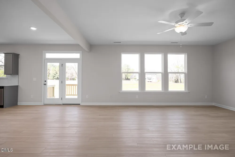 559 Whinfield Place Aberdeen, NC 28315