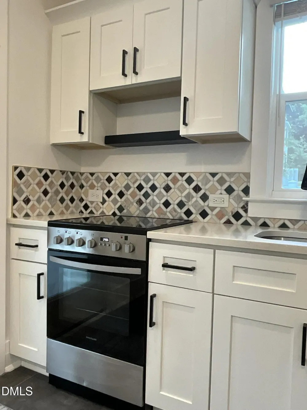 107 D Hillcrest Avenue Carrboro, NC 27510