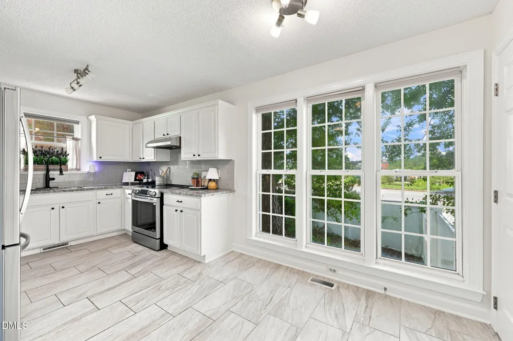 101 Somerset Farm Drive Holly Springs, NC 27540