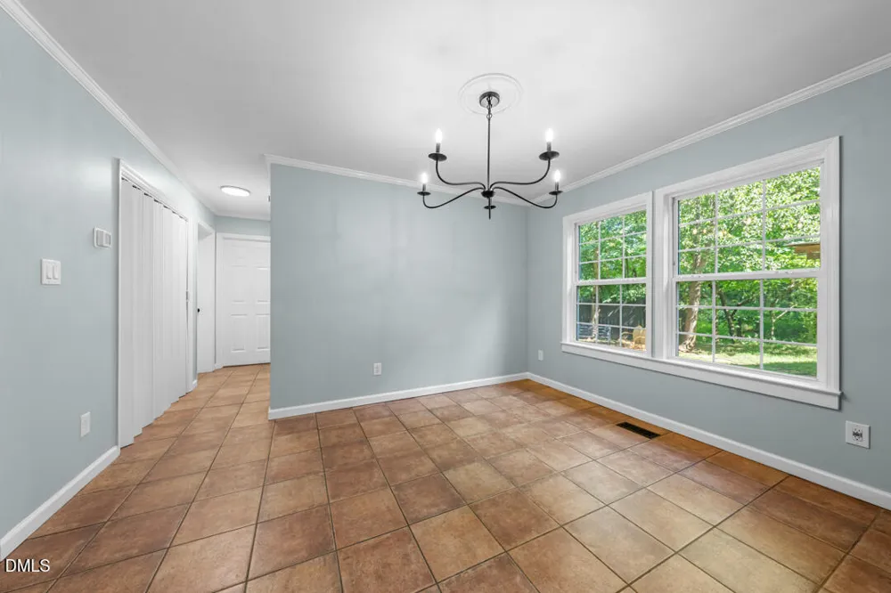 3722 Krystle Court Hillsborough, NC 27278