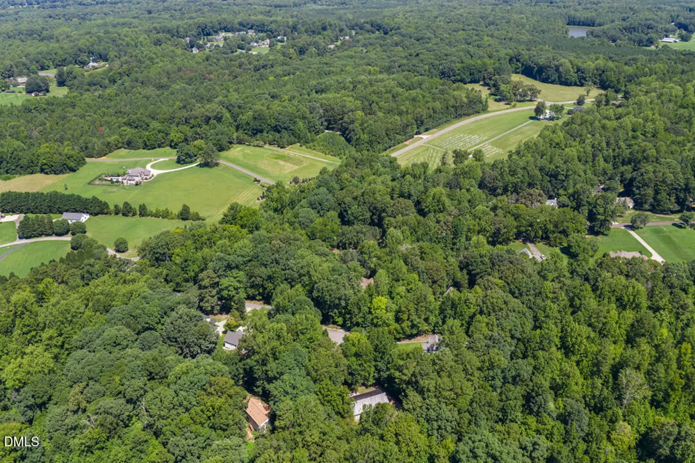 3722 Krystle Court Hillsborough, NC 27278