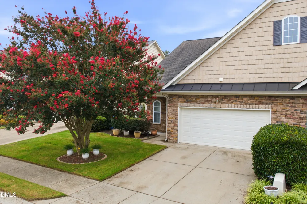 8009 Crookneck Drive Angier, NC 27501