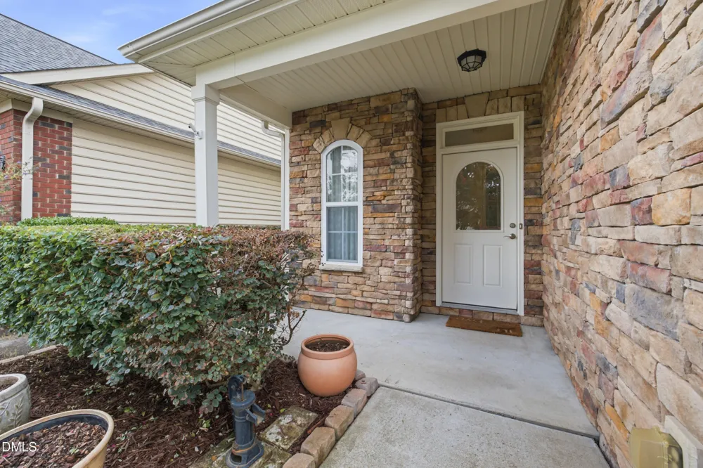 8009 Crookneck Drive Angier, NC 27501
