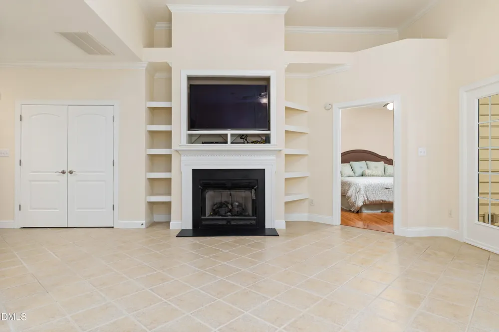 8009 Crookneck Drive Angier, NC 27501