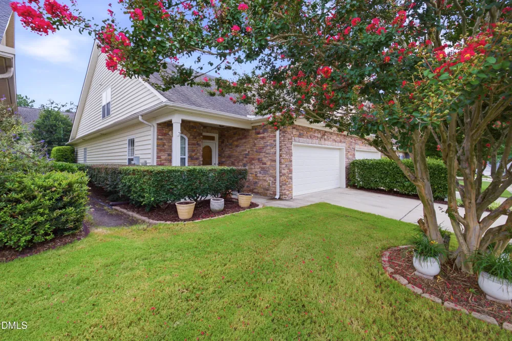 8009 Crookneck Drive Angier, NC 27501