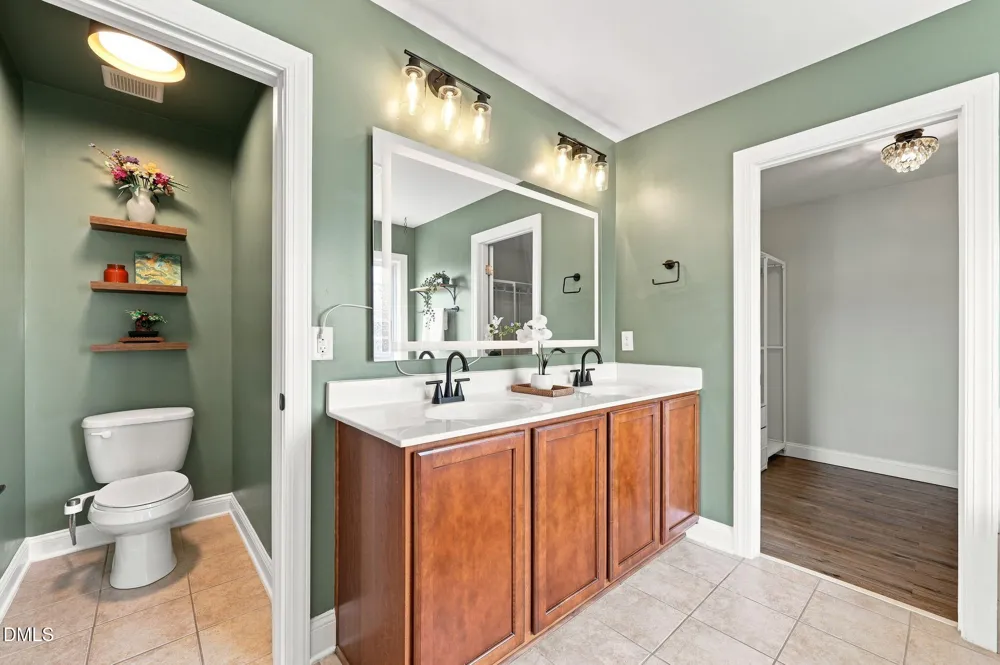 2006 Peachtree Town Lane Knightdale, NC 27545