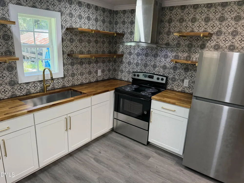 300 E Academy Street Robersonville, NC 27871