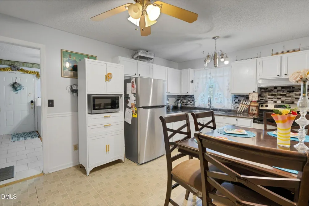 905 Alexander Stewart Drive Hillsborough, NC 27278