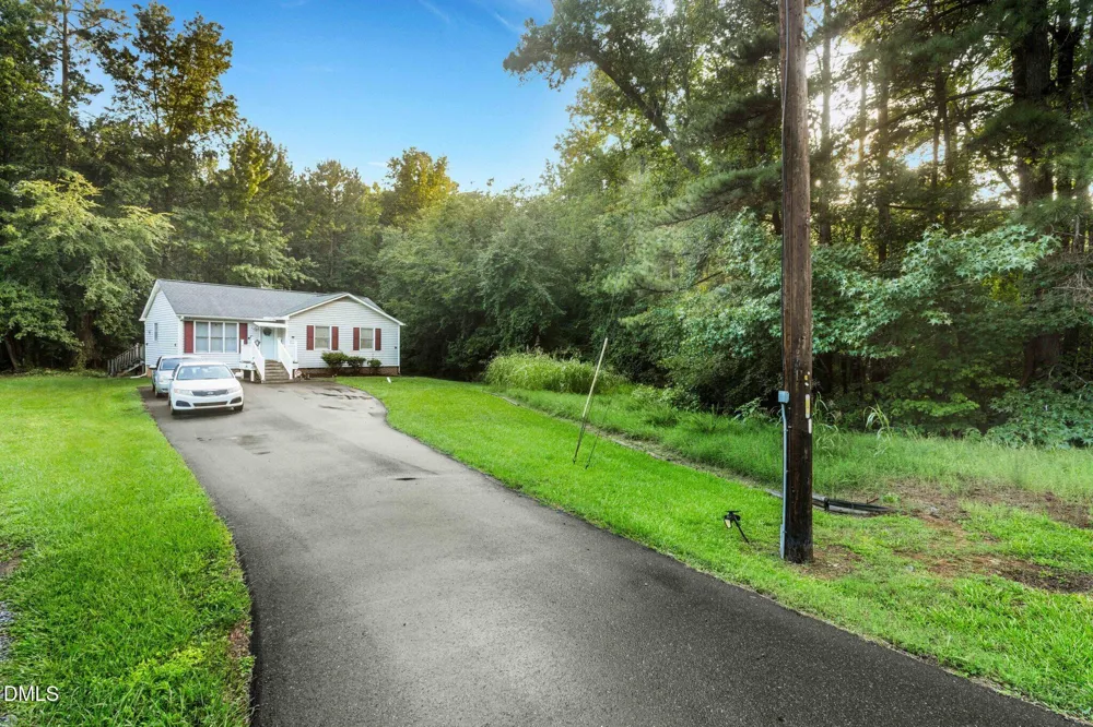 905 Alexander Stewart Drive Hillsborough, NC 27278