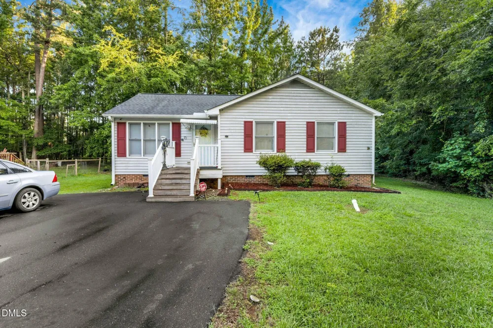 905 Alexander Stewart Drive Hillsborough, NC 27278