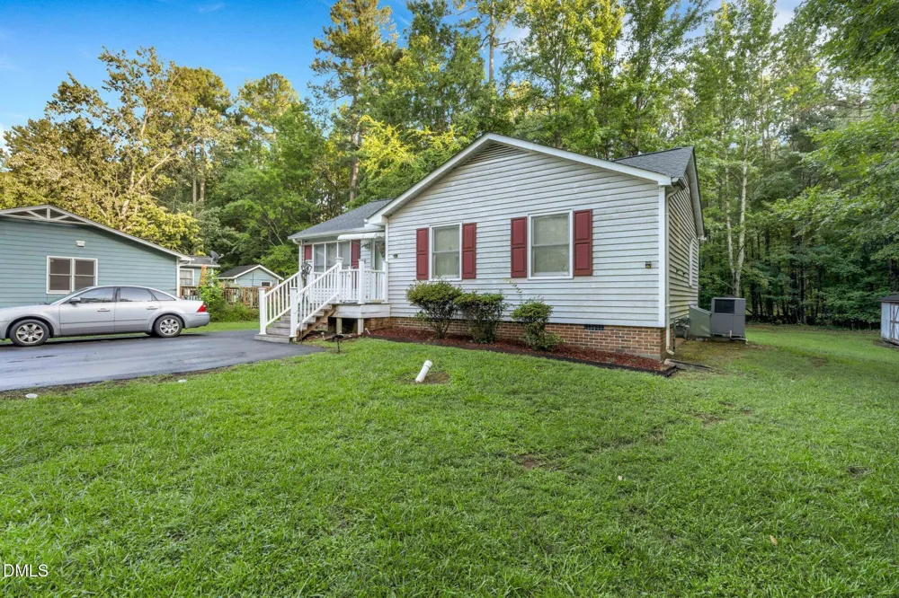 905 Alexander Stewart Drive Hillsborough, NC 27278
