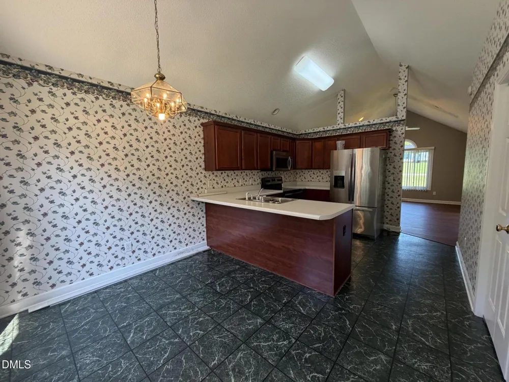 3620 Westmeadow Lane Elon, NC 27244