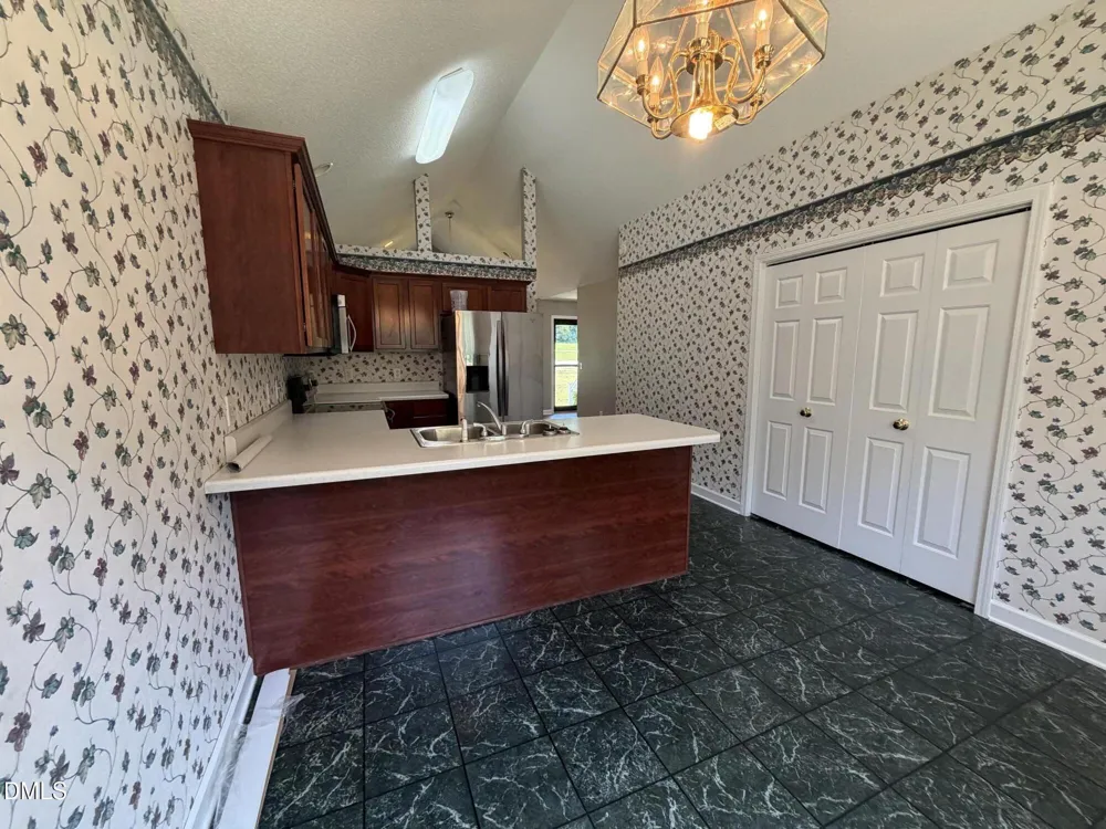 3620 Westmeadow Lane Elon, NC 27244