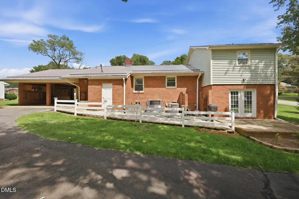 401 Ninth Street Mebane, NC 27302