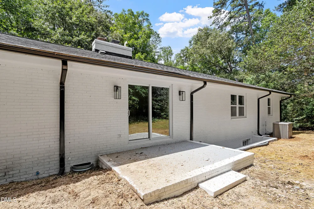 988 Nc 87 Pittsboro, NC 27312
