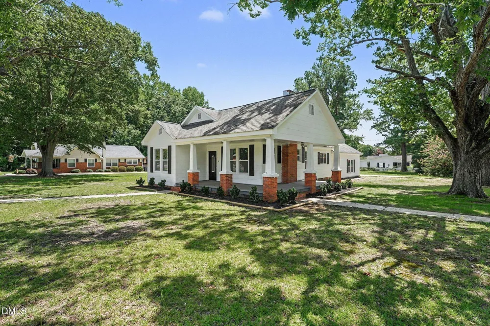 207 Old Post Road Erwin, NC 28339