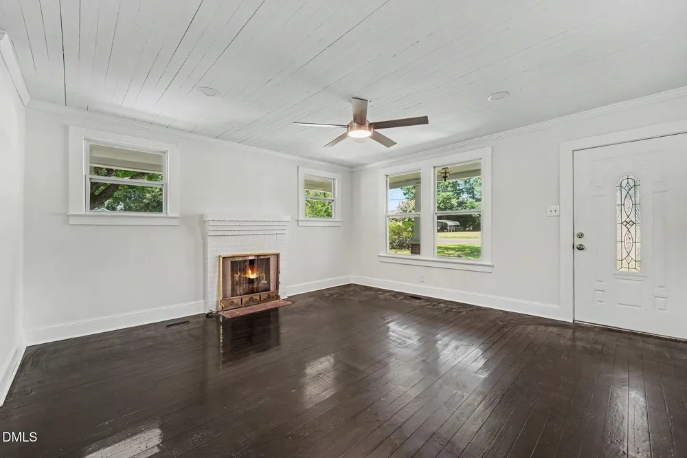 207 Old Post Road Erwin, NC 28339