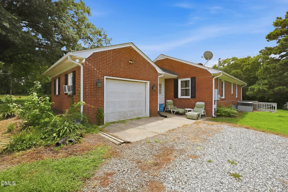 2514 John Lewis Road Burlington, NC 27217