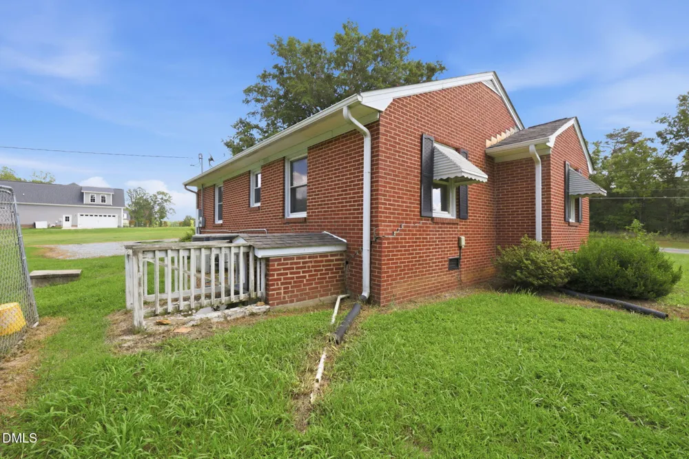 2514 John Lewis Road Burlington, NC 27217