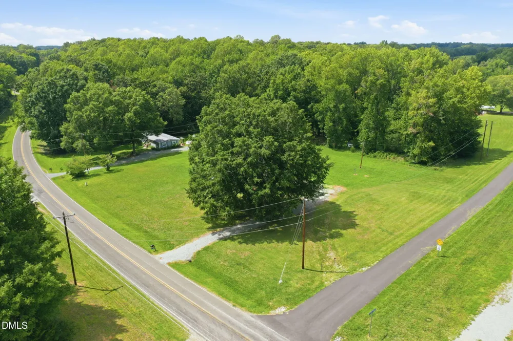 2514 John Lewis Road Burlington, NC 27217