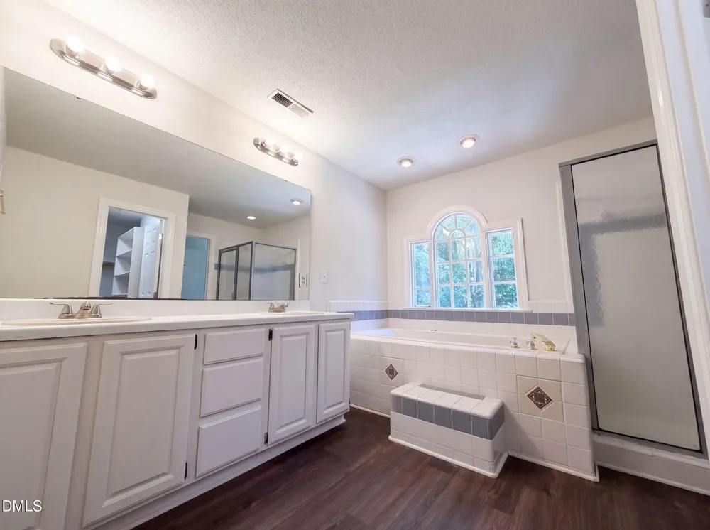 2501 Dunmore Court Wake Forest, NC 27587