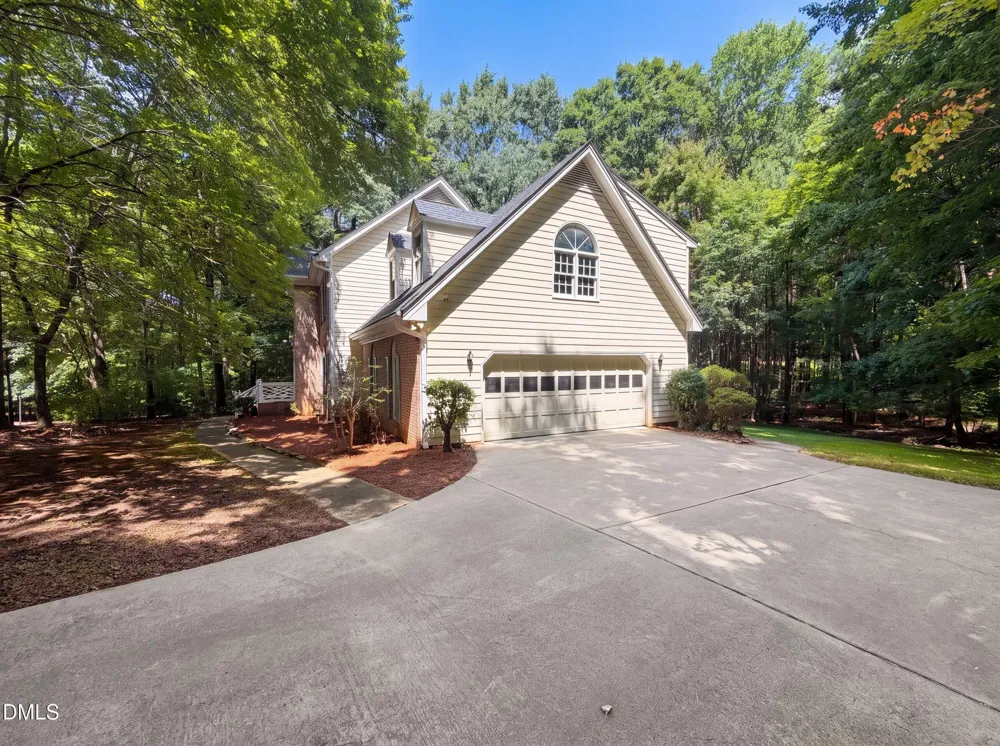 2501 Dunmore Court Wake Forest, NC 27587