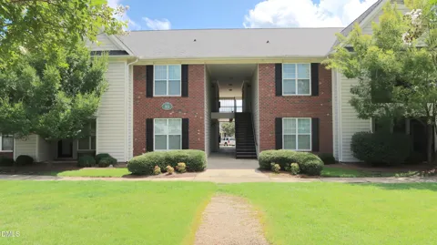 89 Gallery Drive #203
