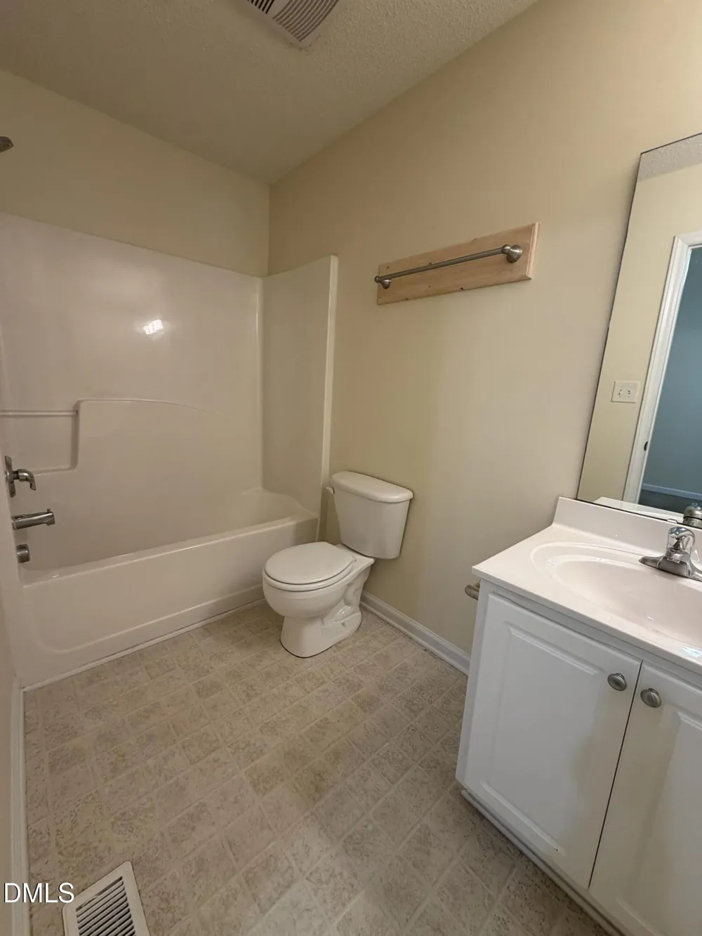 112 Cabin Bar Drive Clayton, NC 27520