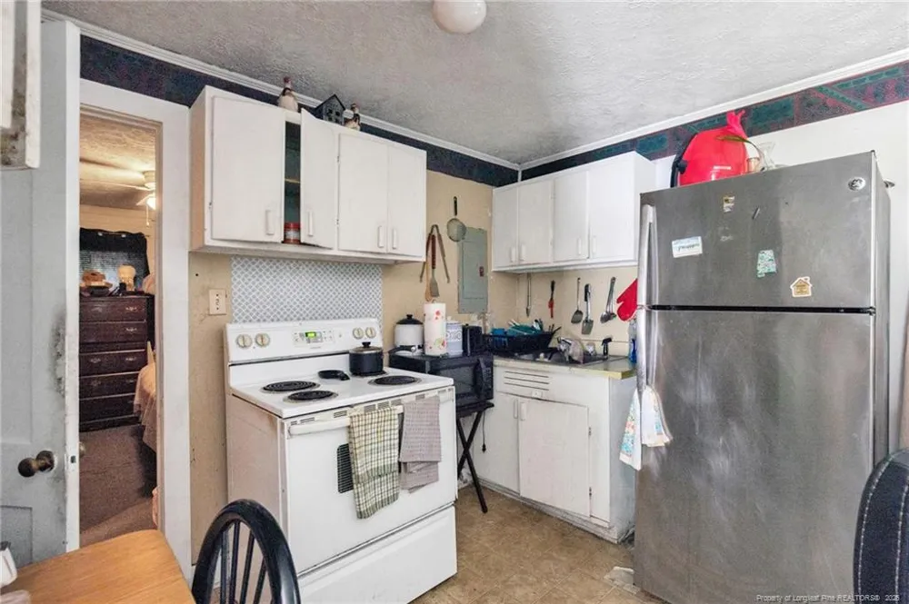 318 Elm Street Maxton, NC 28364