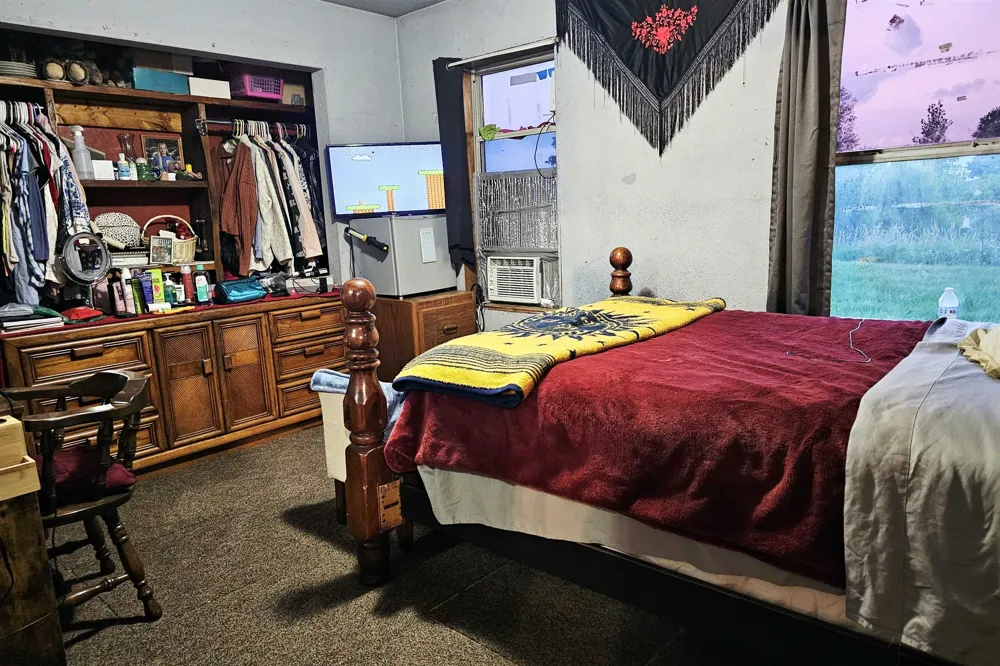 11465 Begole Road Pine River Township, MI 48880