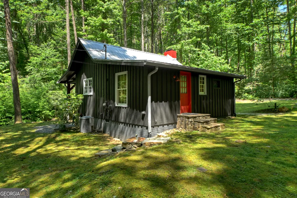 280 Serenity Place Ellijay, GA 30540