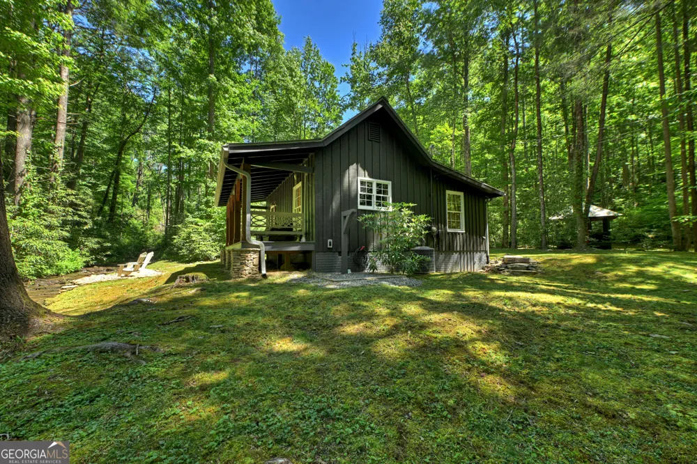 280 Serenity Place Ellijay, GA 30540