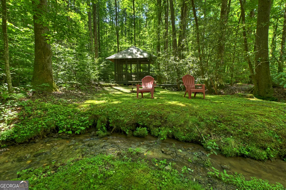280 Serenity Place Ellijay, GA 30540
