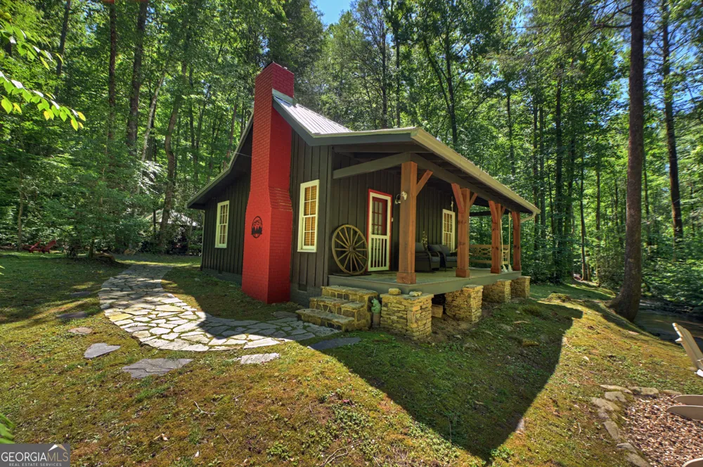 280 Serenity Place Ellijay, GA 30540