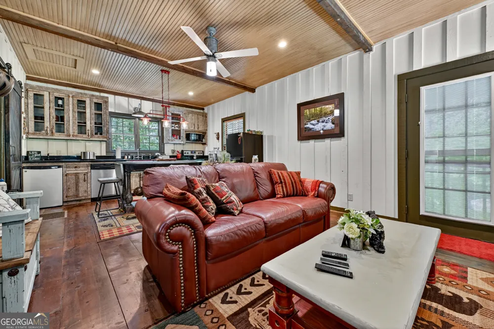 280 Serenity Place Ellijay, GA 30540