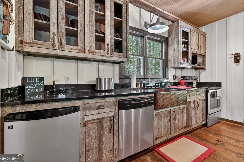 280 Serenity Place Ellijay, GA 30540