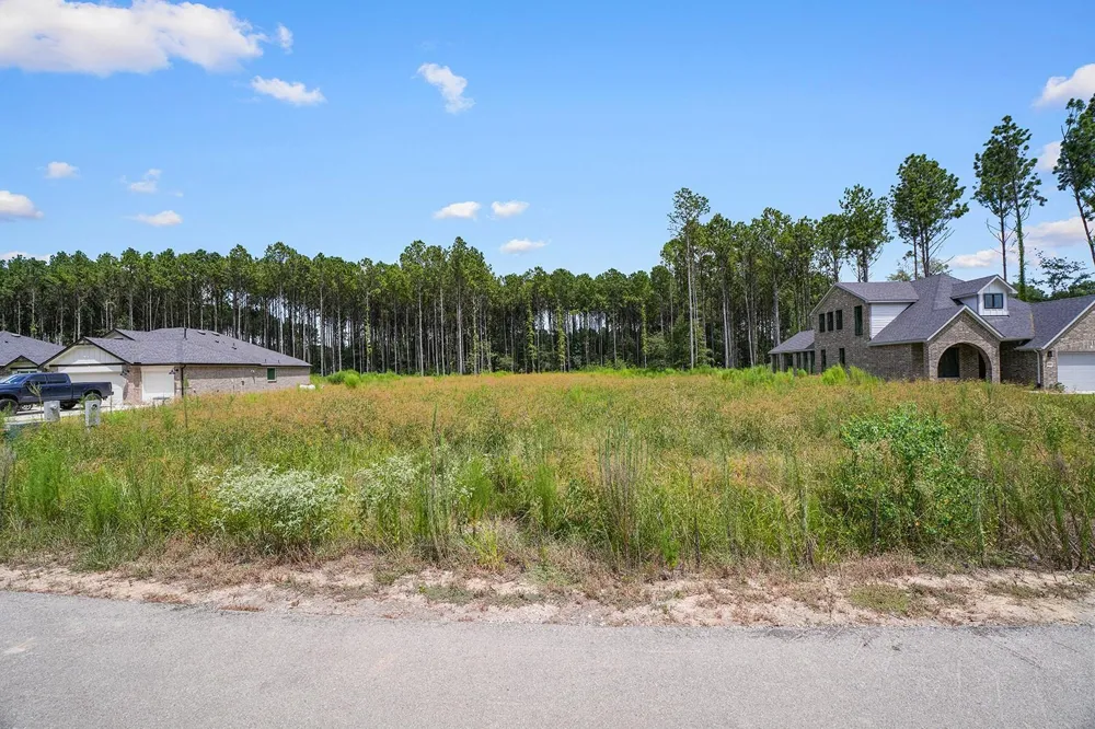 4308 Road 66128 Dayton, TX 77535