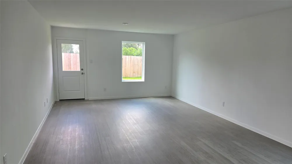 952 Pertuso Lane Huffman, TX 77336