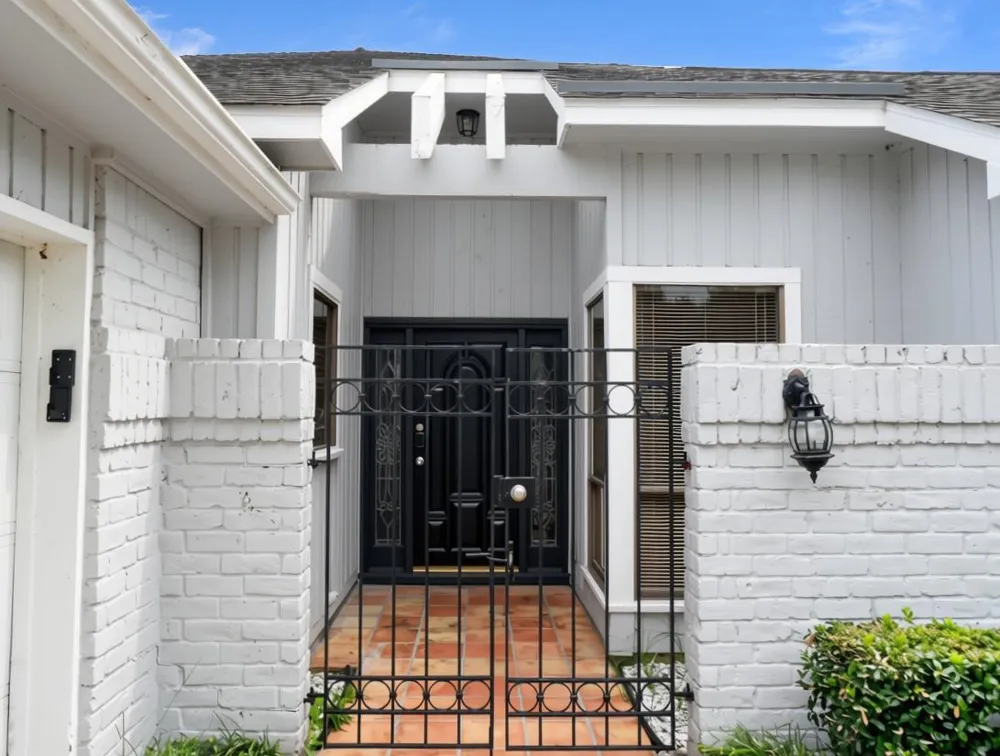 12107 Carriage Hill Drive Houston, TX 77077