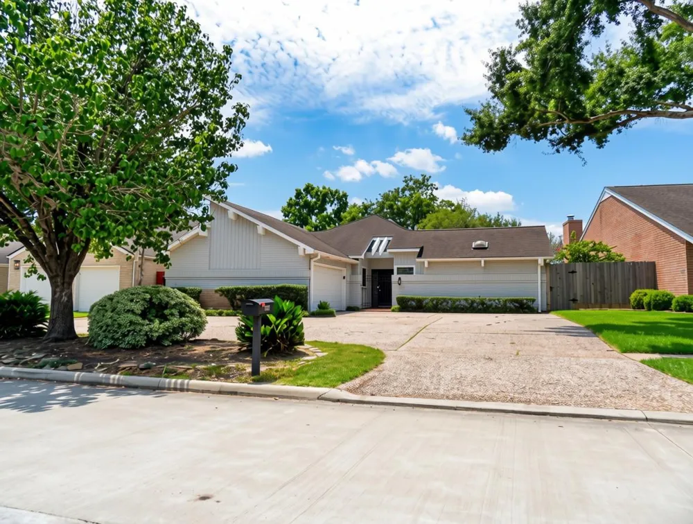 12107 Carriage Hill Drive Houston, TX 77077