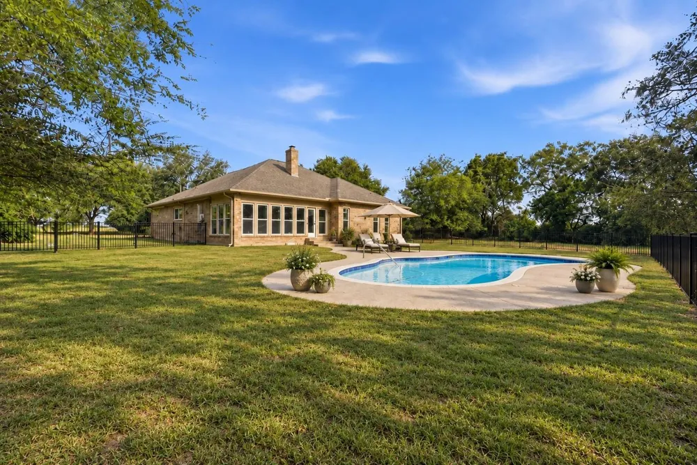 5810 Dilly Shaw Tap Road Bryan, TX 77808
