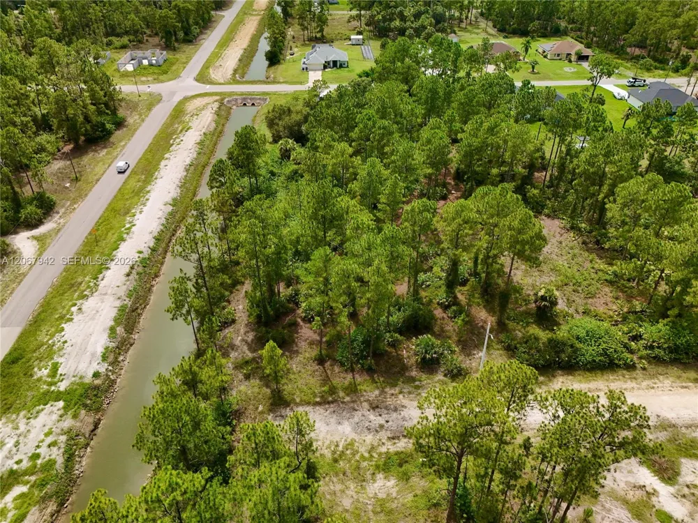 1201 LOUIS AVE Lehigh Acres, FL 33972