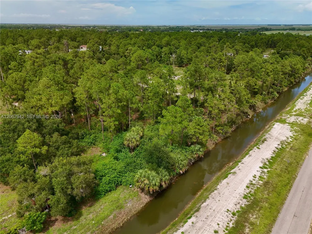 1201 LOUIS AVE Lehigh Acres, FL 33972