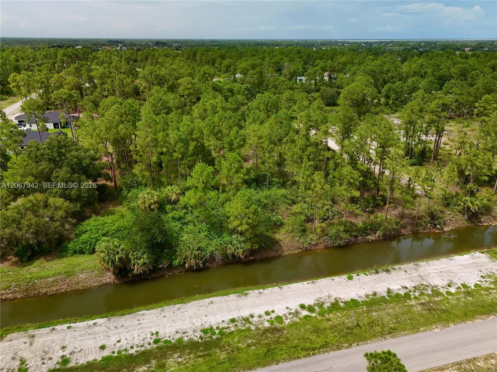 1201 LOUIS AVE Lehigh Acres, FL 33972