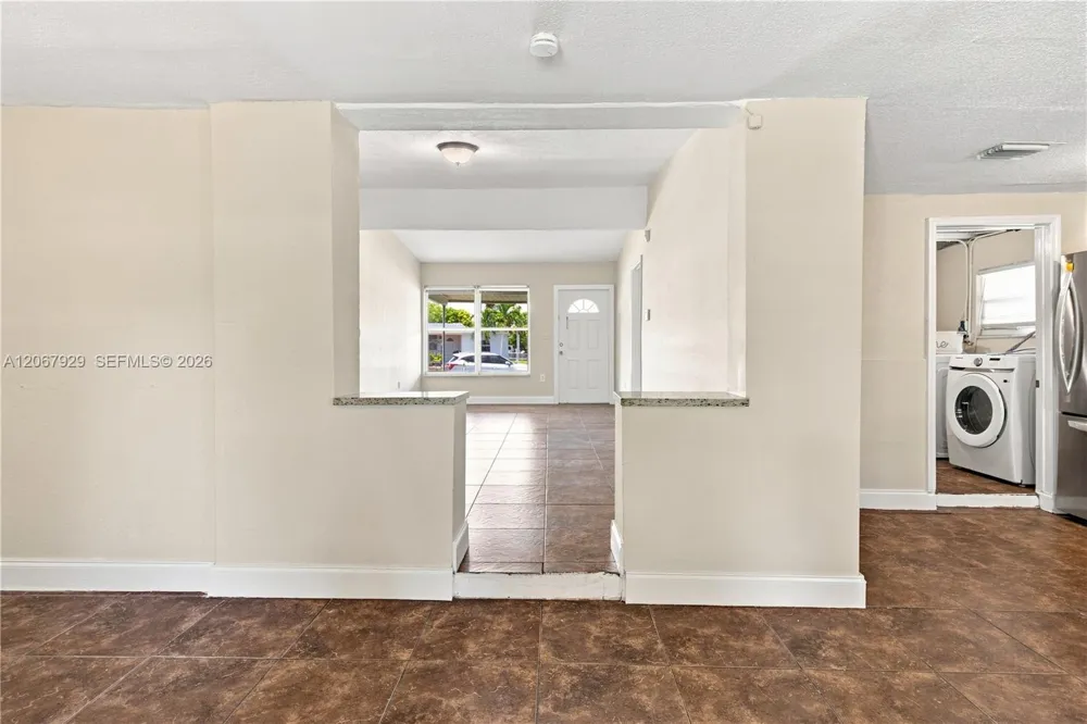 4160 SW 36th St West Park, FL 33023