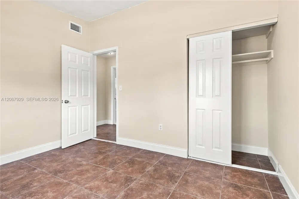 4160 SW 36th St West Park, FL 33023