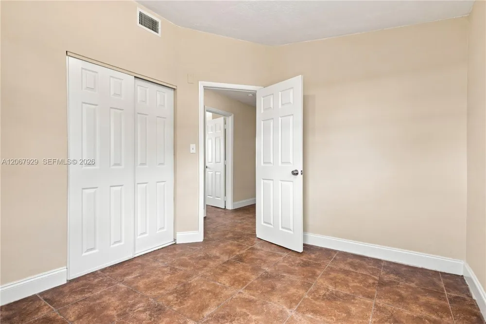 4160 SW 36th St West Park, FL 33023