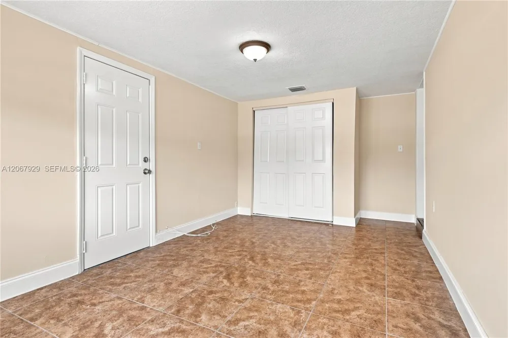 4160 SW 36th St West Park, FL 33023