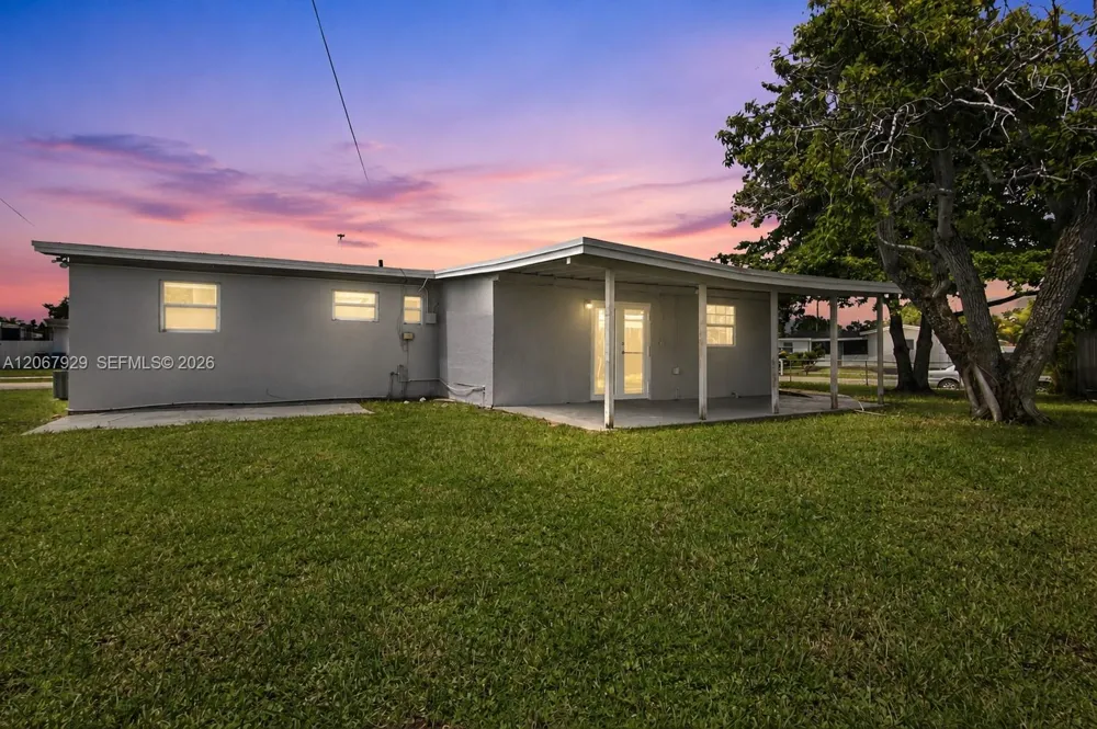 4160 SW 36th St West Park, FL 33023
